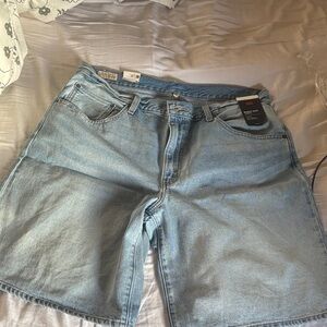 Levi's Classic Blue Denim Jeans